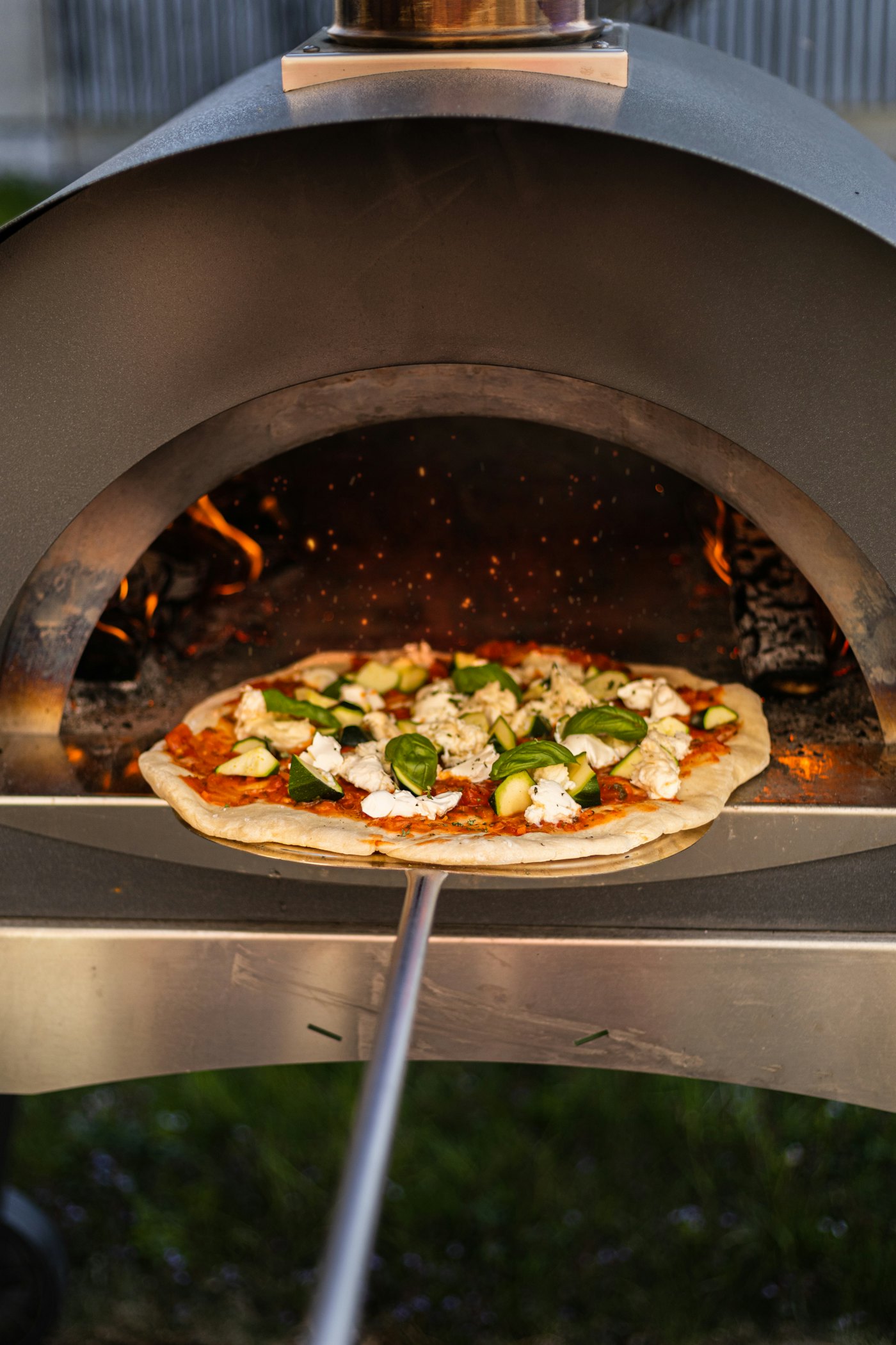 A margherita pizza close up